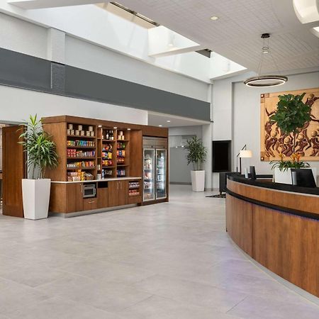 Doubletree By Hilton Fort Myers At Bell Tower Shops Eksteriør bilde
