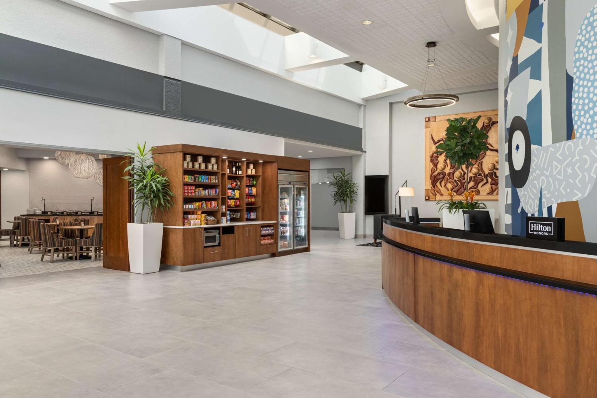Doubletree By Hilton Fort Myers At Bell Tower Shops Eksteriør bilde