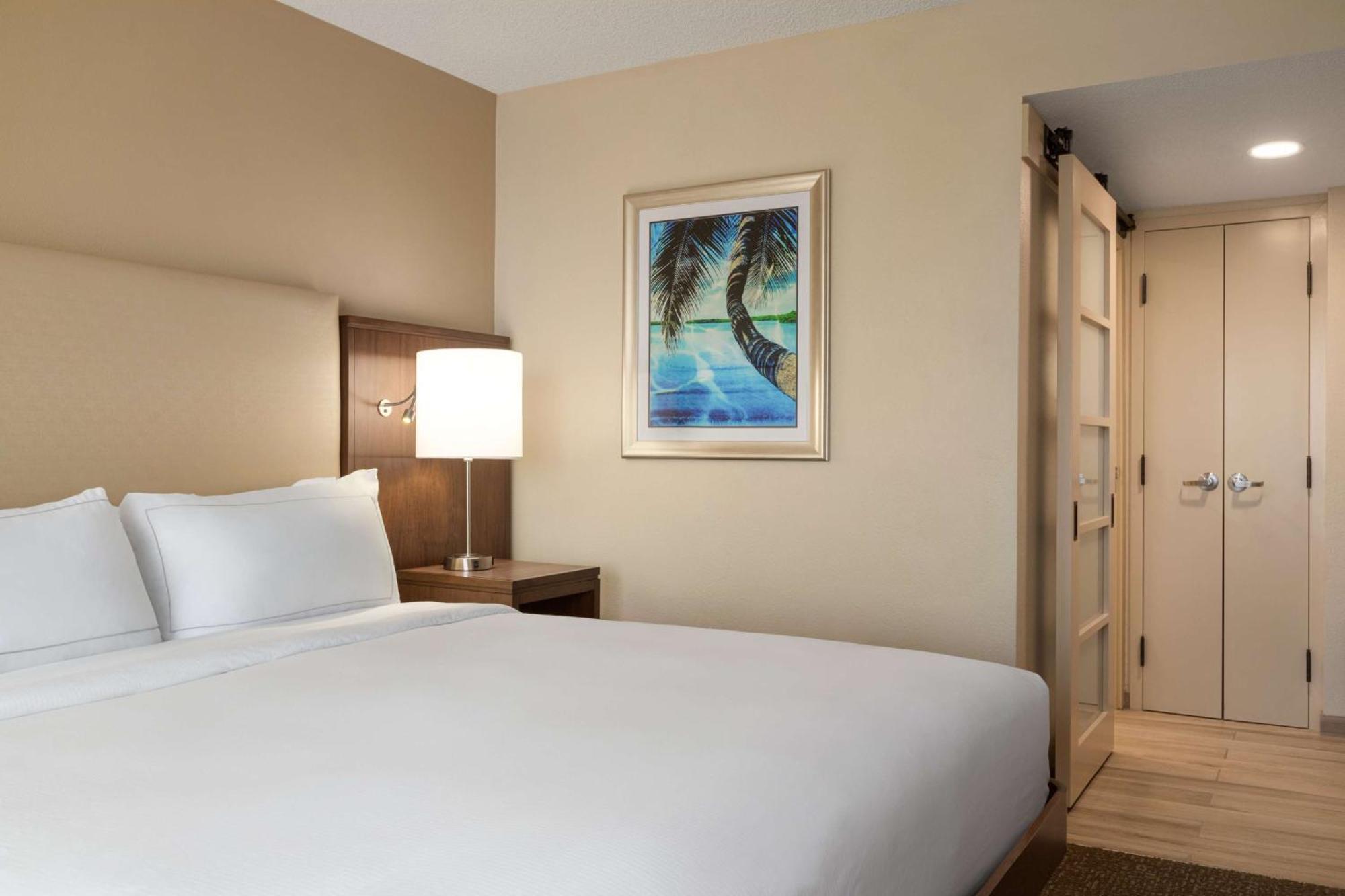Doubletree By Hilton Fort Myers At Bell Tower Shops Eksteriør bilde