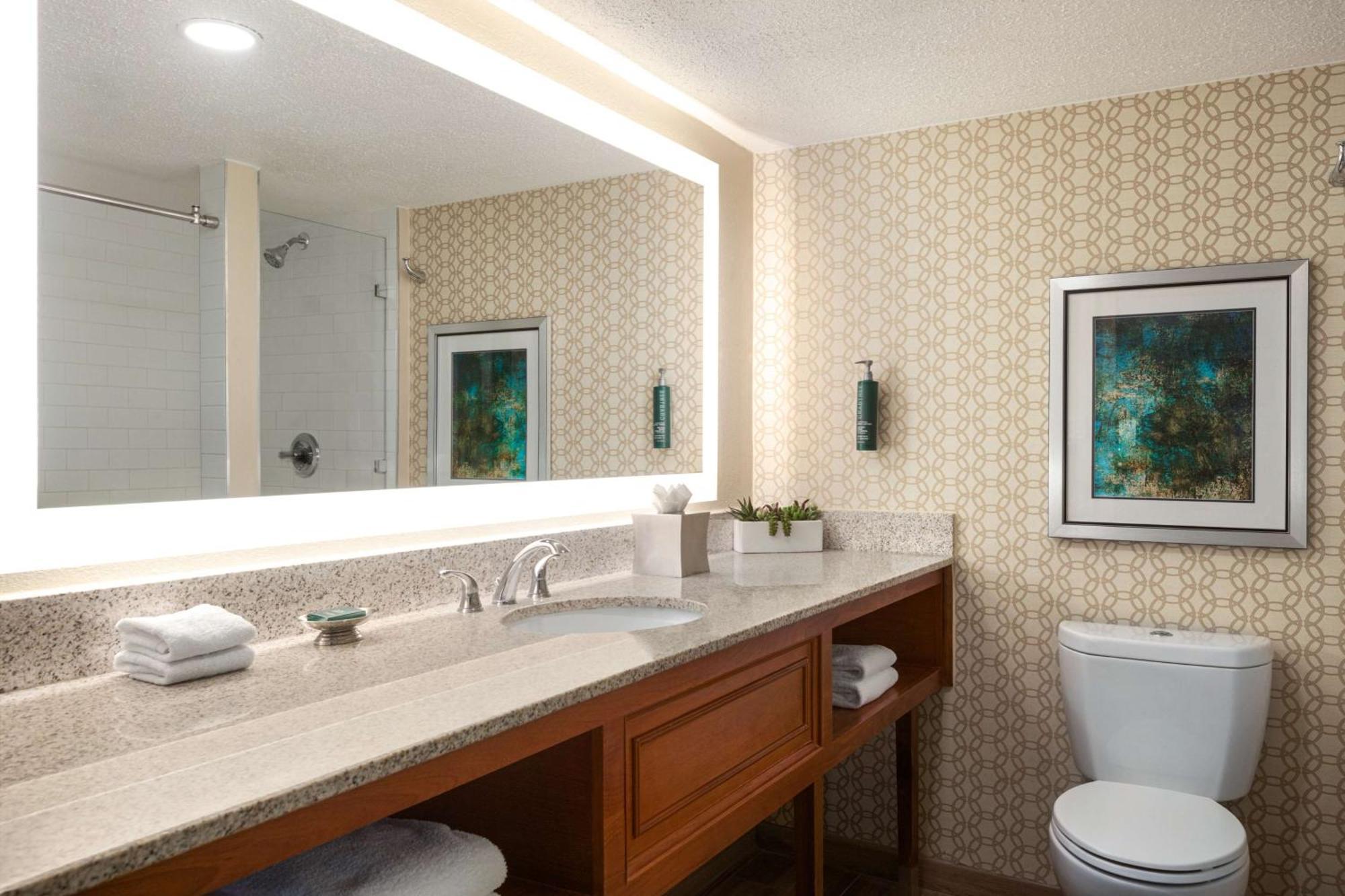 Doubletree By Hilton Fort Myers At Bell Tower Shops Eksteriør bilde