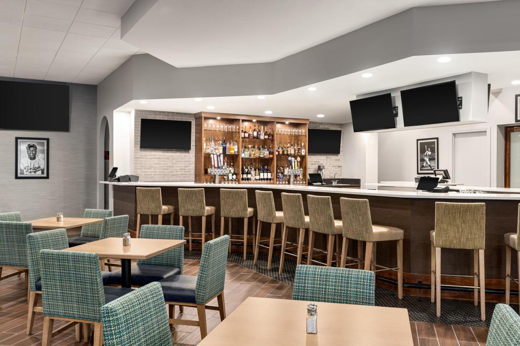 Doubletree By Hilton Fort Myers At Bell Tower Shops Eksteriør bilde