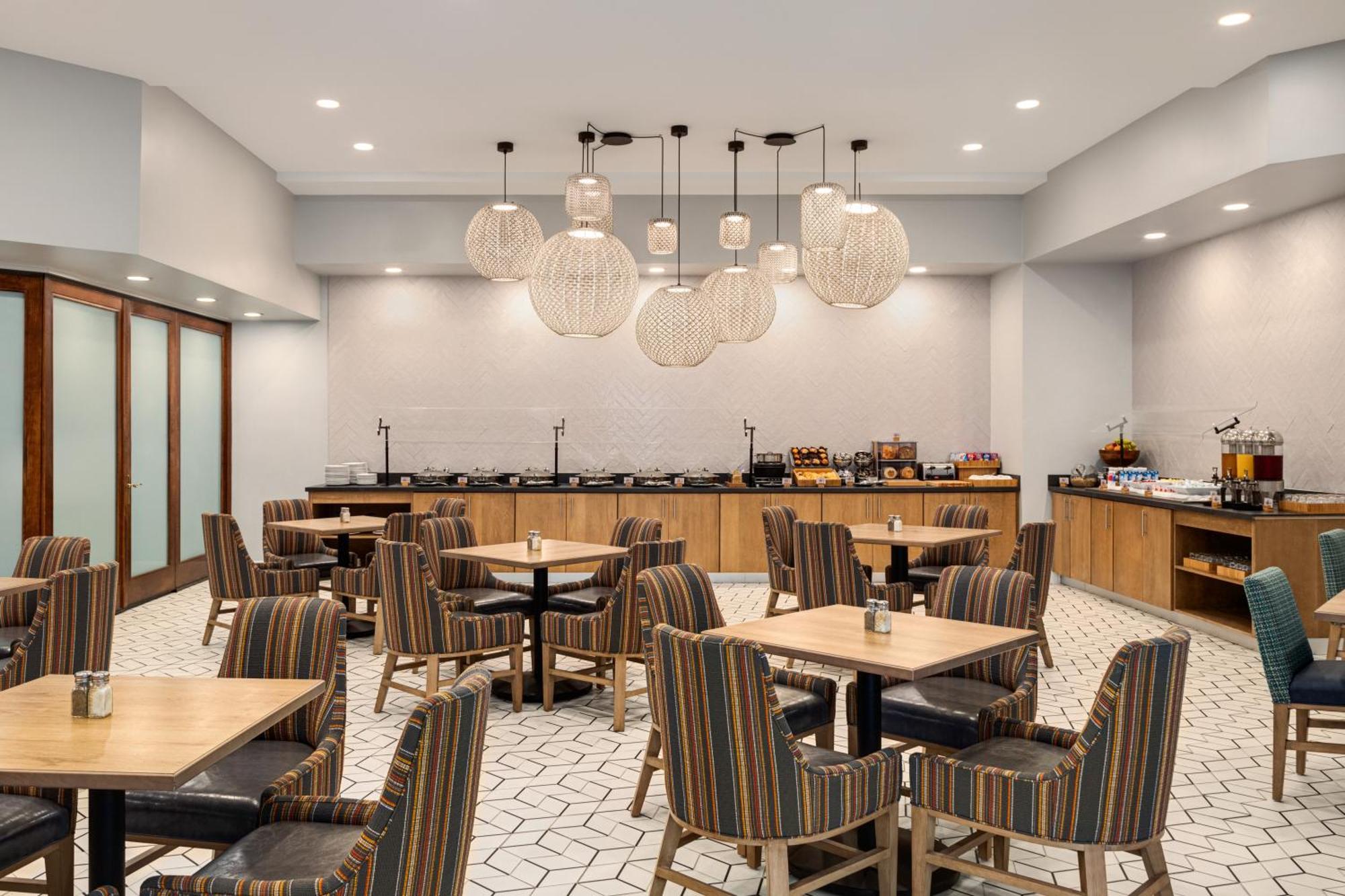 Doubletree By Hilton Fort Myers At Bell Tower Shops Eksteriør bilde